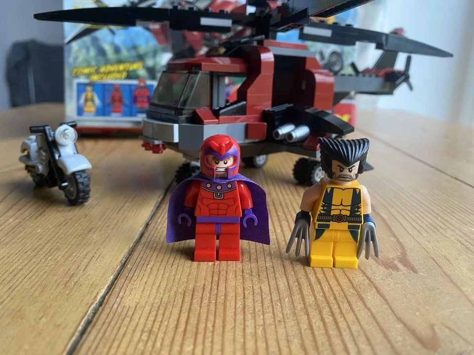LEGO X-Men WOLVERINE CHOPPER SHOWDOWN (6866) Marvel Scatola Istruzioni Completa - Immagine 2 di 4