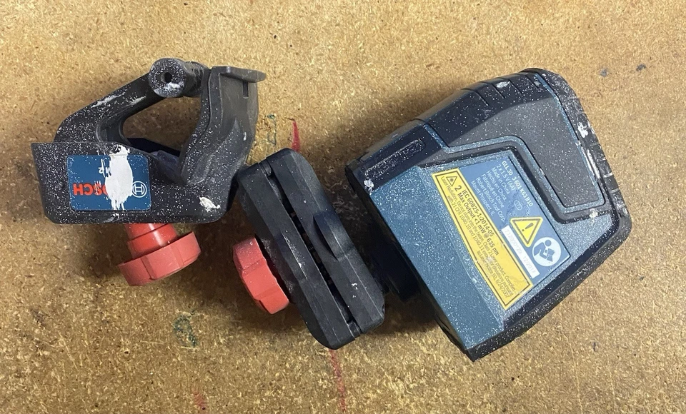 Nivel láser profesional Bosch GLL 30 línea cruz roja con abrazadera Foto 3 de 4