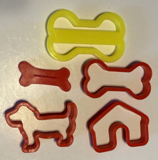 5 Plastic Cookie Cutters - 3 Bones, Dog  Dog House Shapes