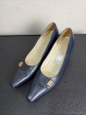 Salvatore Ferragamo Classic Pumps Navy Blue Size 8 2A Wear To Work Nella