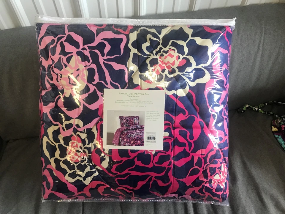 Conjunto de edredom Vera Bradley Katalina rosa reversível 2 peças duplo/gêmeo GG novo - Imagem 2 de 3
