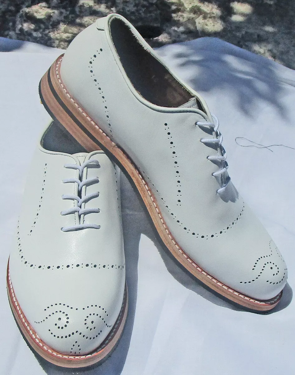 Brogue style hotsell golf shoes