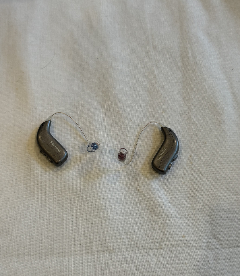 PAIR PHILIPS HL 9030 HEARLINK DIGITAL HEARING AIDS iPHONE COMPATIBLE