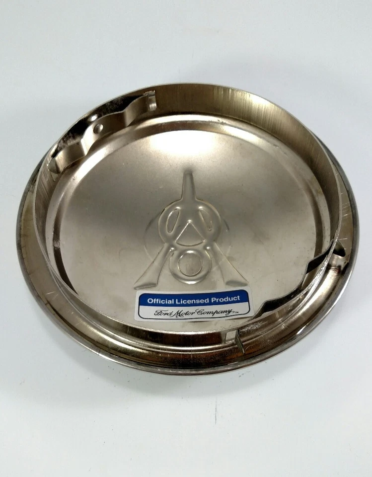 Tapacubos único para camioneta Ford 1934 con logotipo V8 rueda de un anillo Foto 3 de 4