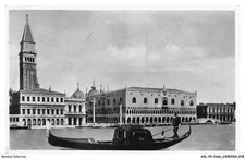 AOLP9-0649-ITALY - VENICE - panorama of the Pier and Gondola