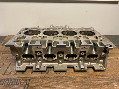 Original VW Audi Seat Skoda 1,2 TFSI CJZ Zylinderkopf Ventile 04E103404J