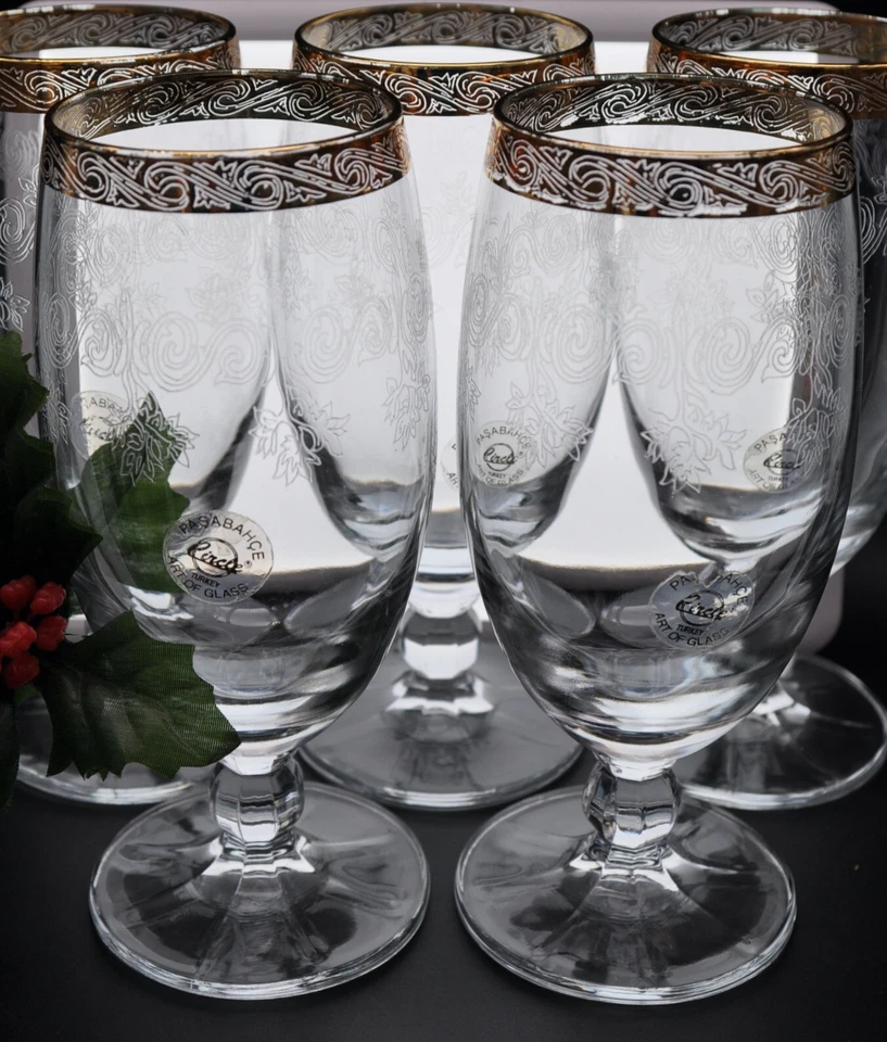 Set of 5 Gold Rimmed Pasabahce Circle Water Goblets from Turkey extra Free Glass - Image 3 of 4