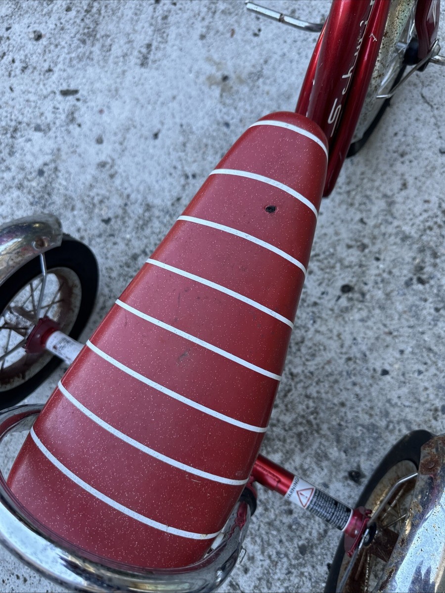 SCHWINN LIL' STING-RAY SUPER DELUXE TRICYCLE BANANA SEAT SCHWINN LIL' STING-RAY SUPER DELUXE TRICYCLE BANANA SEAT