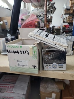 Yokogawa UP55A-000-10-00 Digital Indicating Controller 100-240vac 