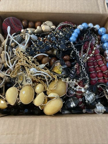 9 Lb Mixed Vintage/Modern Fashion Costume Box Lot Jewelry ALL WEARABLE SELLABLE