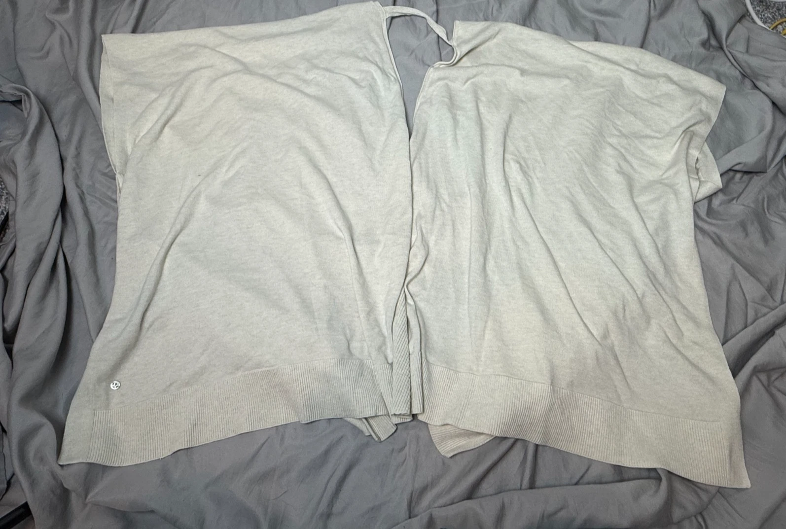 Lululemon OS V Neck Open Front Knit Poncho Sweater Cream