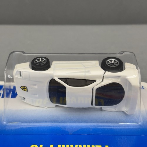 1991 Hot Wheels Ferrari F40 White on blue card Collector no. 442 - Picture 8 of 9