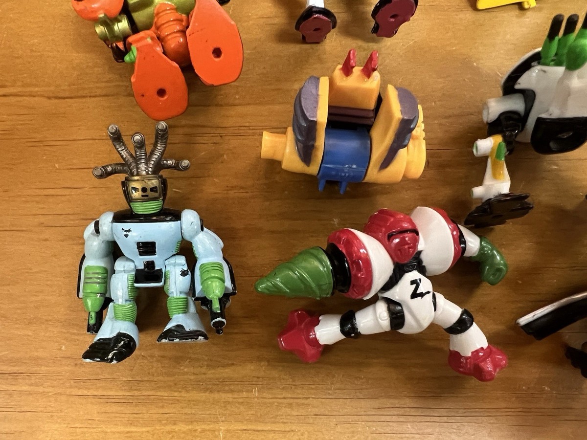 Zbots Galoob Micro Machines Original MINI Z's Bots Figure Lot of