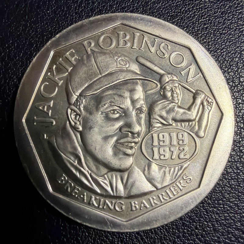 1997 Jackie Robinson Breaking Barriers 50th Anniversary Coin Medallion Do124