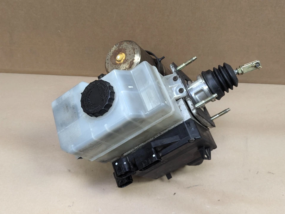 98 99 TOYOTA LAND CRUISER LX470 OEM ABS BOMBA DE REFUERZO DE FRENO HIDRÁULICA ANTIBLOQUEO Foto 2 de 4