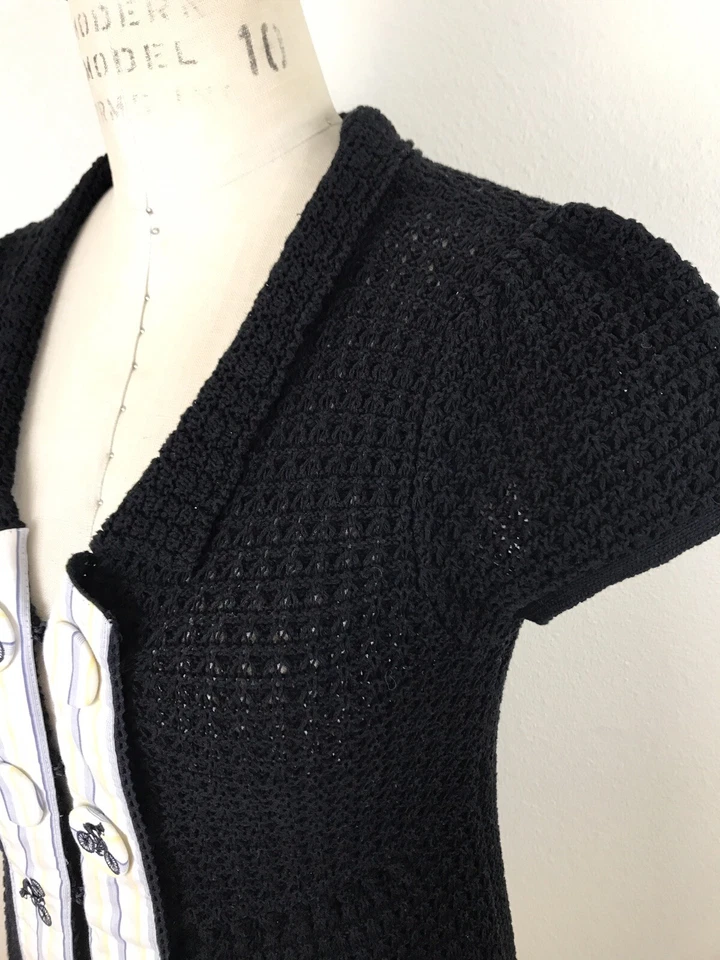 Moth Anthropologie Top S Negro Hinchado Gorra Manga Blusa Botones Trabajo Informal Foto 4 de 4