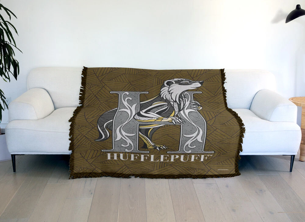 Harry Potter Blanket, 50"x60" Line Style Hufflepuff Woven Blend Throw