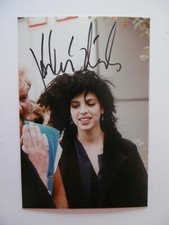 Helen Schneider autograph signed 9x13 cm photo
