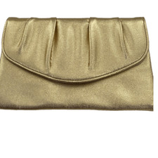 Shimmering Vintage faux leather gold clutch.