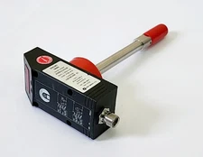 IFM SDG087 SD0527 COMPRESSED AIR METER (NEW OPEN BOX)