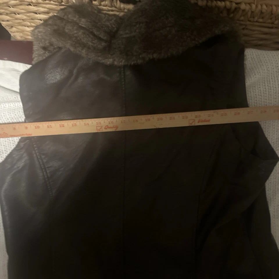 Cripple Creek RanchWear Vest Size XXL Brown Faux Fur Collar Western Zip Up - Image 4 of 4