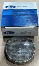 Rodamiento de rodillos de rueda genuino Ford OEM B7A-4222-B taza de carreras nuevo de stock