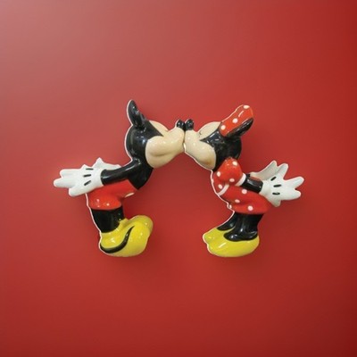 Disney Kissing Mickey & Minnie Magnetic Salt & Pepper Shakers - Westland NIB