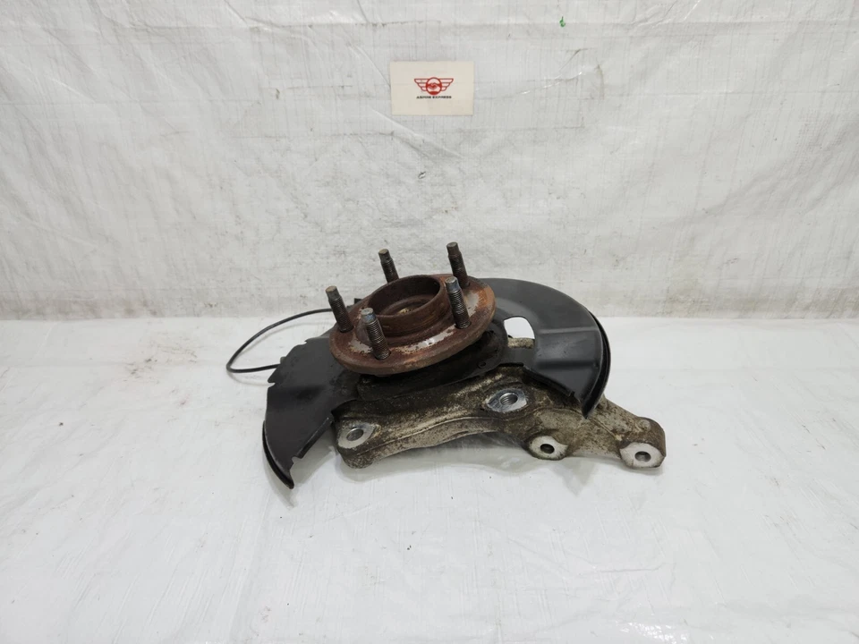 2012-2014 Chevrolet Orlando Front Right Side Spindle Knuckle Wheel Hub FWD OEM - Image 2 of 4
