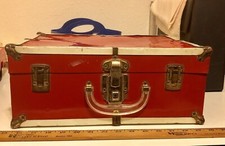 Vintage 1940/50s Roller Skate Metal Case With Rollerskates  