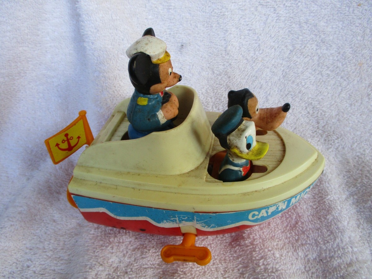 Disney Illco Captain 