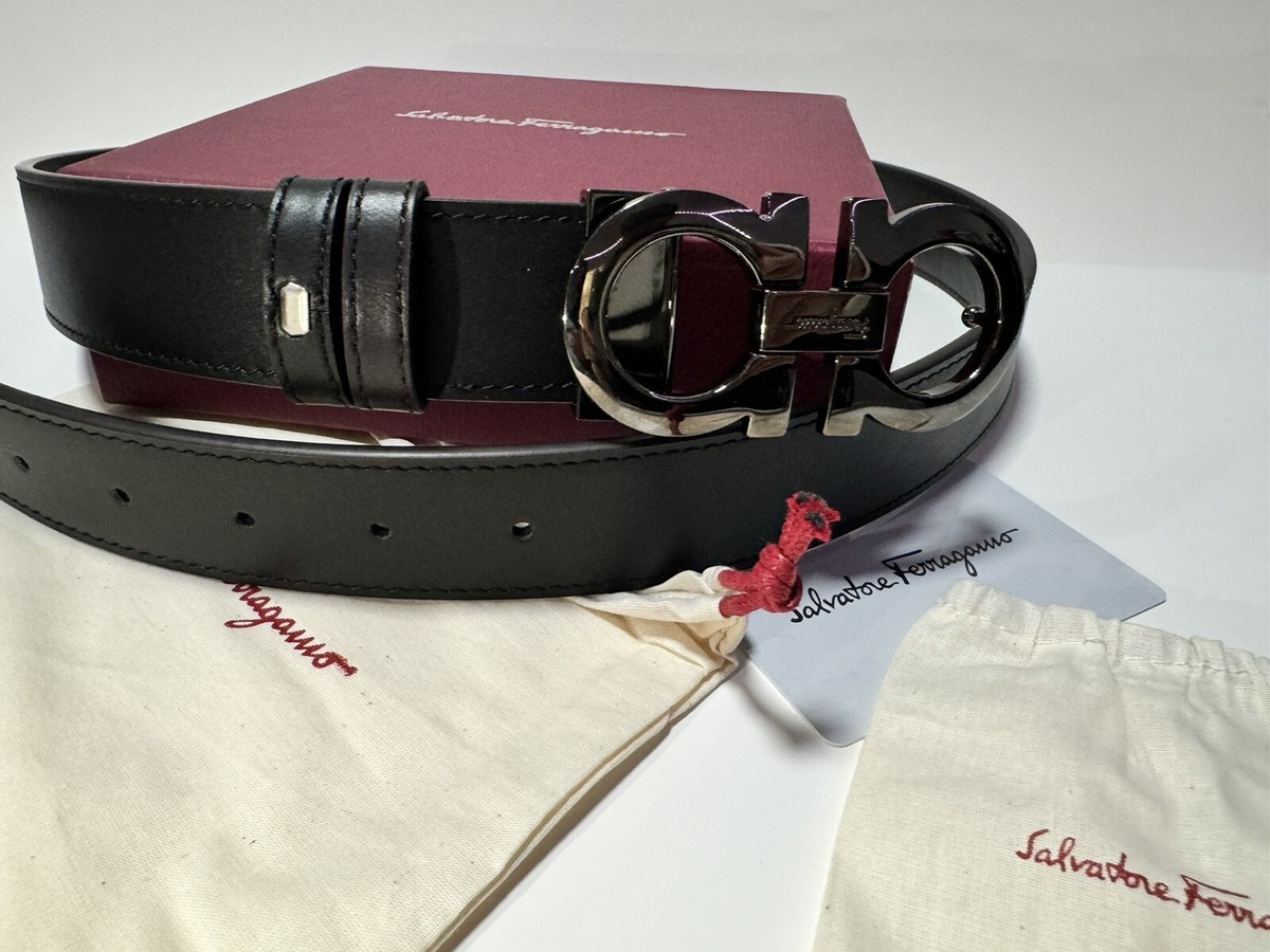 Salvatore Ferragamo ボルドーレザー ベルト ゴールドバックル $535 Salvatore Ferragamo Burgundy/Gold Textured Leather Belt 36W