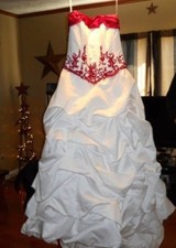White Red Strapless Embroidered Ball Gown Wedding Dress Corset Back Full-Length