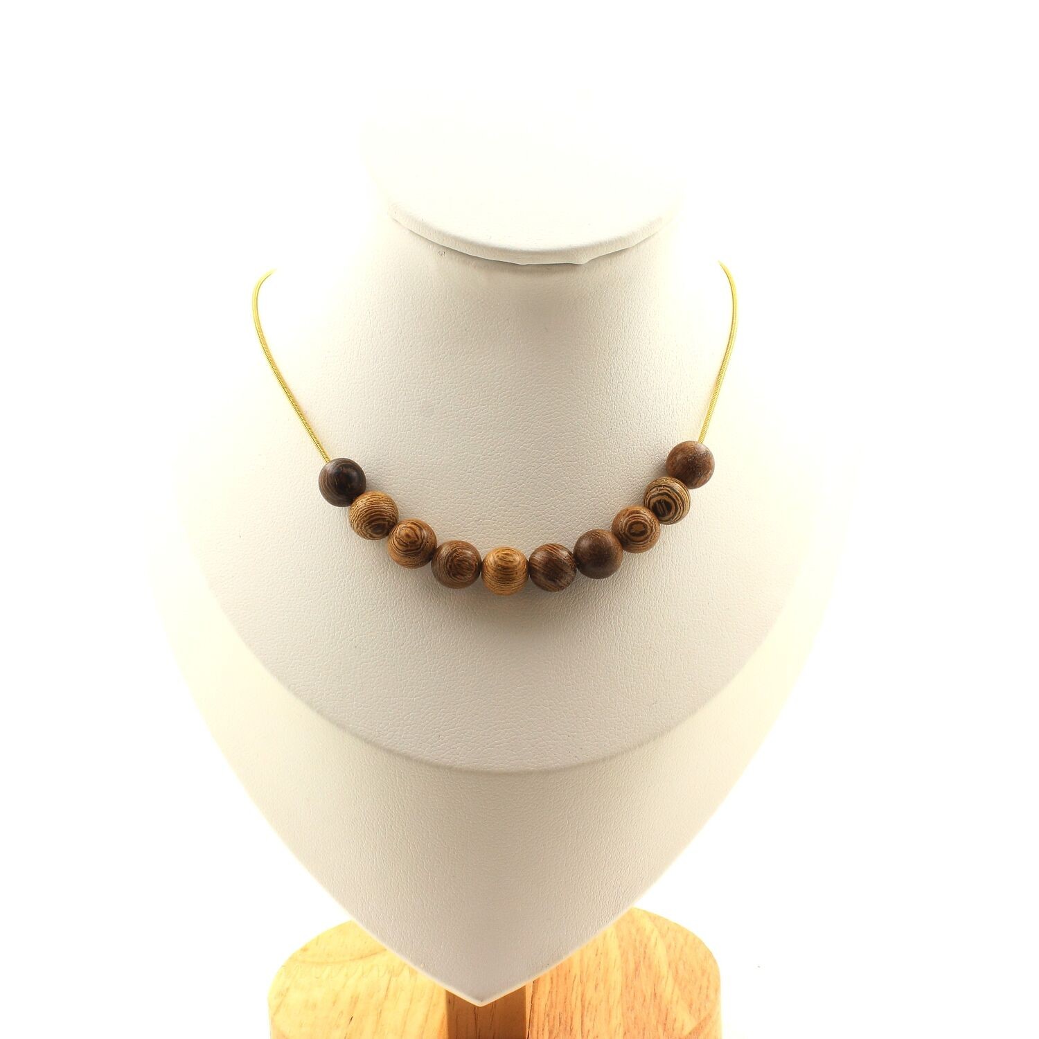Collier 10 perles Bois 8 mm et chaine en acier doré pour femme
