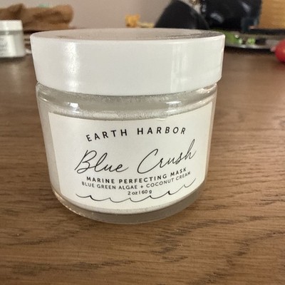 Earth Harbor Blue Crush Marine Perfecting Plant-Based Face Mask