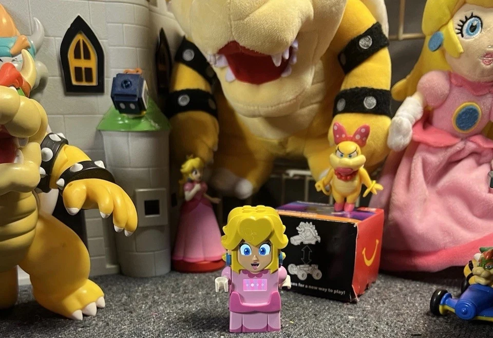 ENORME Lote Nintendo Bowser + Princess Peach 30 Figuras + 5 Conjuntos de Jogo Super Mario - Imagem 3 de 4