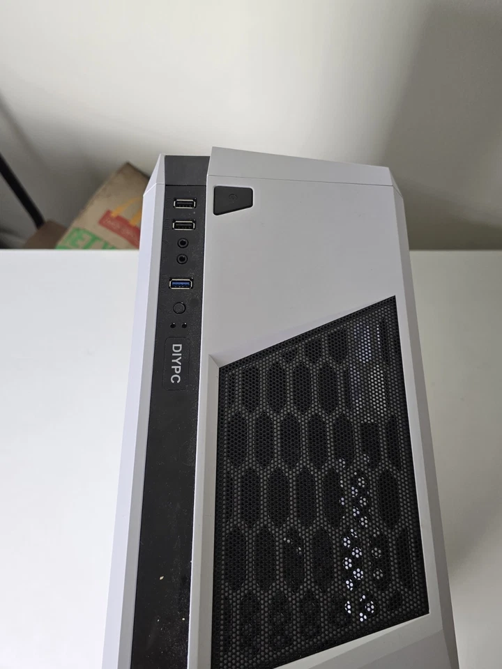 DIYPC DIY-F2-W White SPCC Micro ATX Mini Tower Computer Case - Image 4 of 4