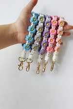 Tik Tok Daisy Flower Wristlet Keychain