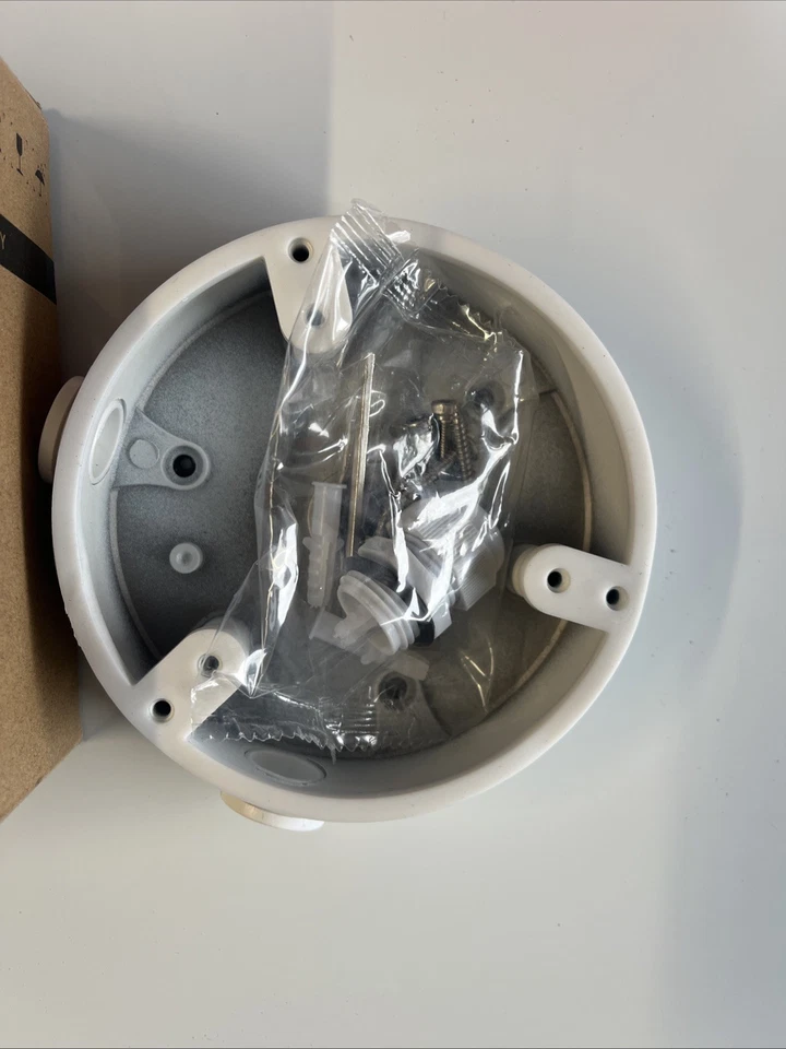 Dahua DH-HAC- HDBW2501RP-Z 4 In 1 Vari Focal Dome 5mpx 2.9 To 13.5mm With Base - Image 4 of 4