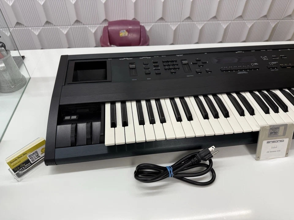 Teclado sintetizador Ensoniq ASR-10 probado y funciona con memoria ENVÍO GRATUITO Foto 2 de 4