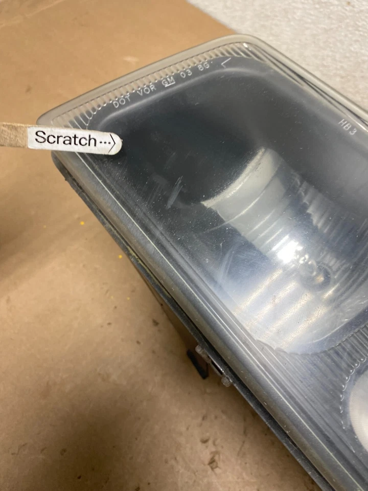 Juego de faros halógenos izquierda+derecha Chevrolet Express 1500 2003 a 2017 M4183 DG Foto 4 de 4