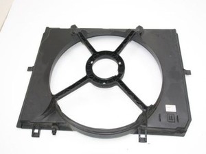 Kühlerlüfter Mercedes E Klasse S 210 2105051755 Lüfterzarge 2.7 Diesel 10-2000