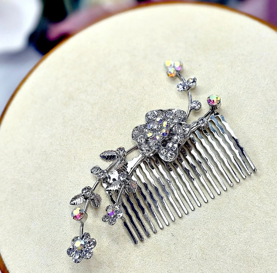 Peine de pelo formal nupcial de metal floral con estrás AB Foto 2 de 4