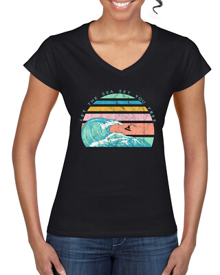 Retro Let The Sea Set You Free Outdoor Women Standard V-Neck Tee