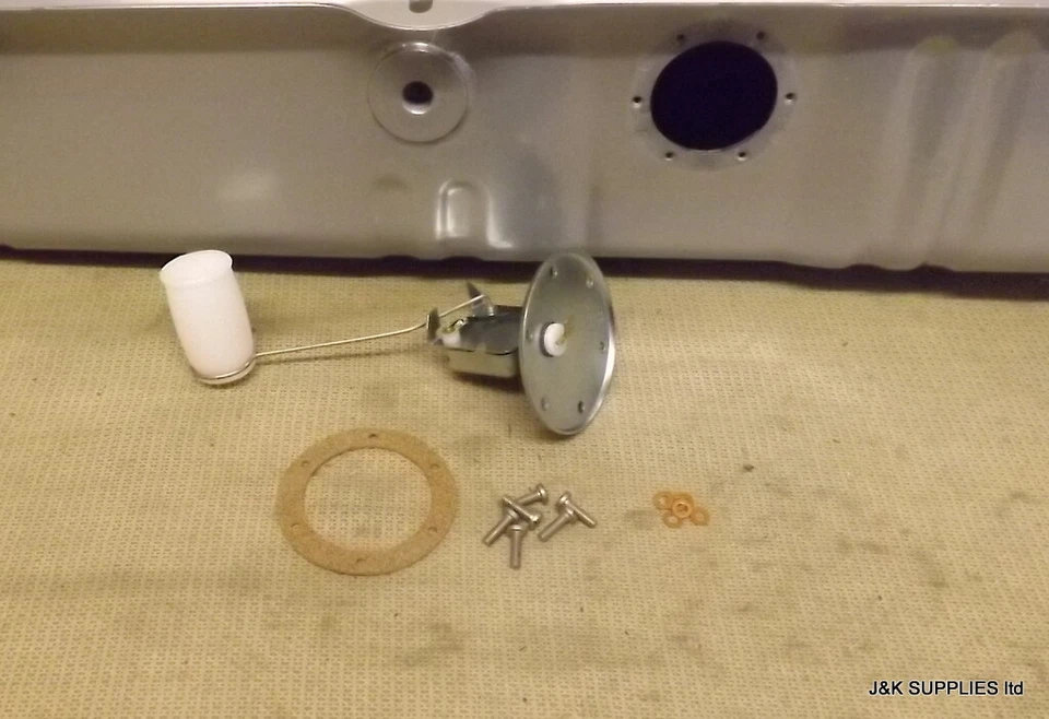 CLASSIC MINI VAN AND ESTATE FUEL TANK / PETROL TANK COMPLETE WITH SENDER - Image 2 of 4