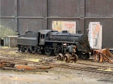 OO gauge locomotive: Weathered BR 4MT Class. Ref S9