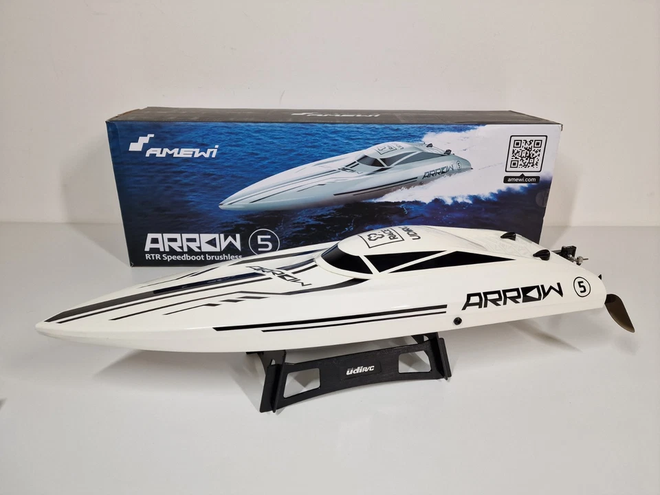 Amewi 26088 Arrow 5 Mono Rc Speedboot Brushless 633mm 2,4GHz 50KM/H RTR-Set - Bild 4 von 4