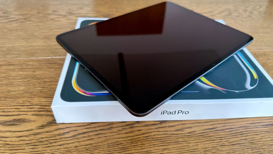 Apple iPad Pro 13-inch (M4) · 256GB · Wi-Fi, Foto 4 von 5