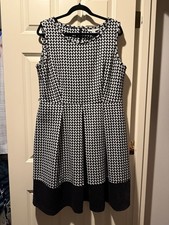 Vestido Dana Buchman Negro Blanco Pata de Gallo Talla 16 Falda Plisada Elegante Elástico