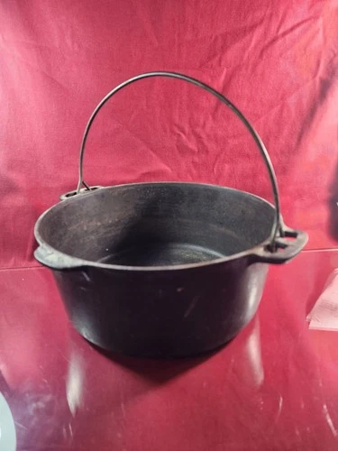 Wagner Ware Sidney-0-#8 Cast Iron Round Roaster Bail Handle (No Lid)