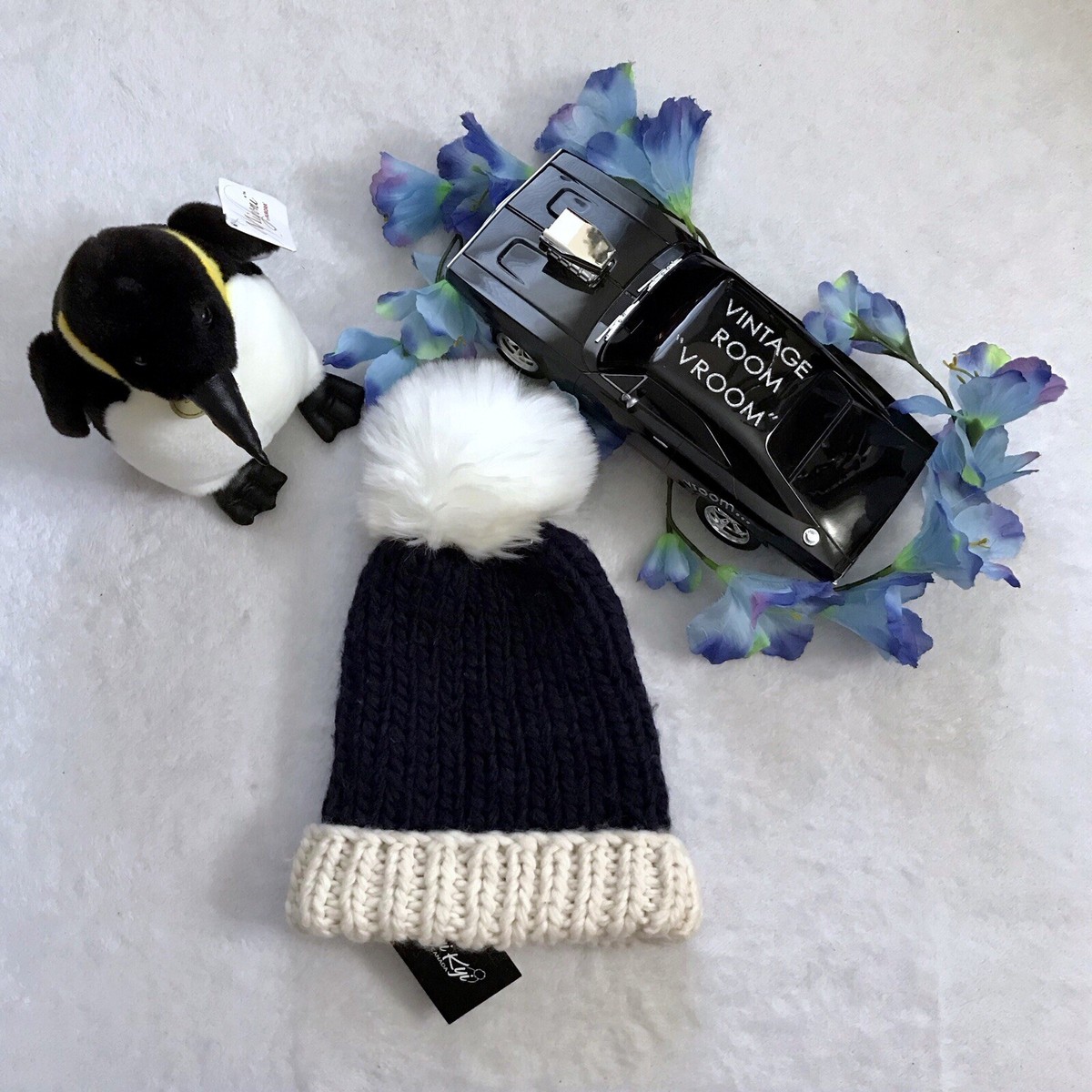 Kyi Kyi Canada beanie Kyi Kyi | Luxe Headwear (@kyikyiofficial) • Instagram photos  main image 4